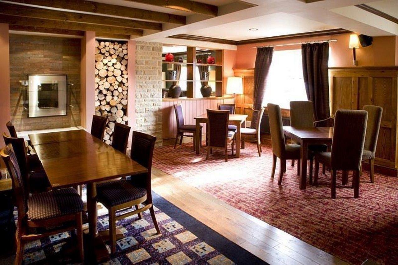 Premier Inn London Ромфорд Экстерьер фото